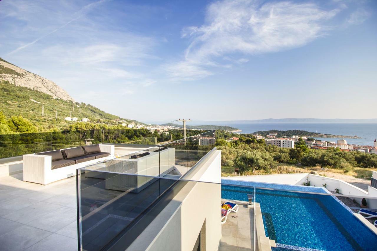 מאקרסקה Villa Lacus מראה חיצוני תמונה