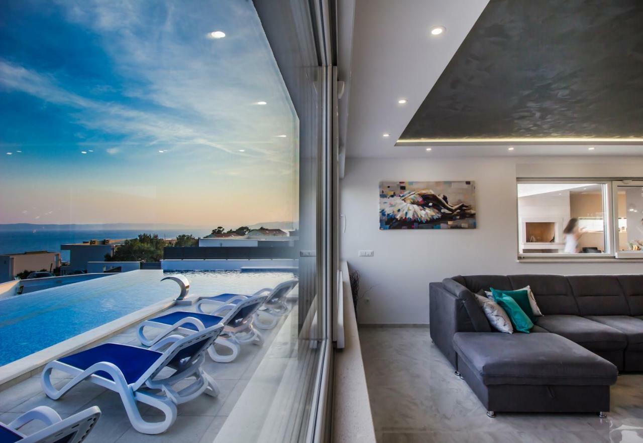 מאקרסקה Villa Lacus מראה חיצוני תמונה