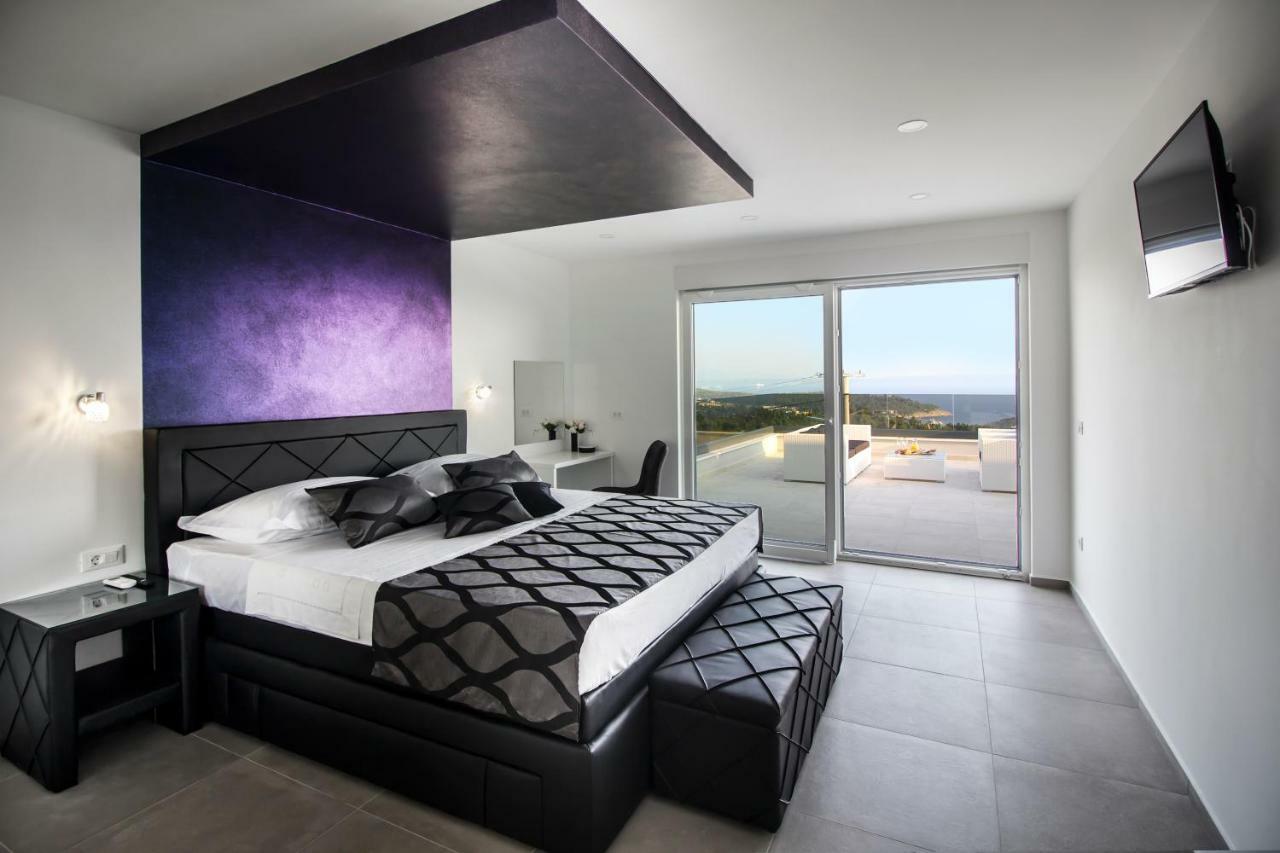 מאקרסקה Villa Lacus מראה חיצוני תמונה